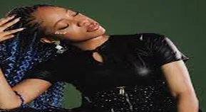 Favorite Psycho (A COLORS SHOW) by Qing Madi