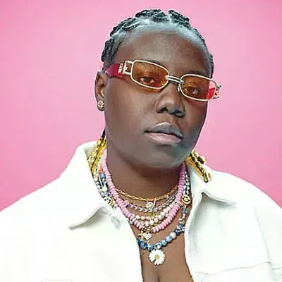 Teni image